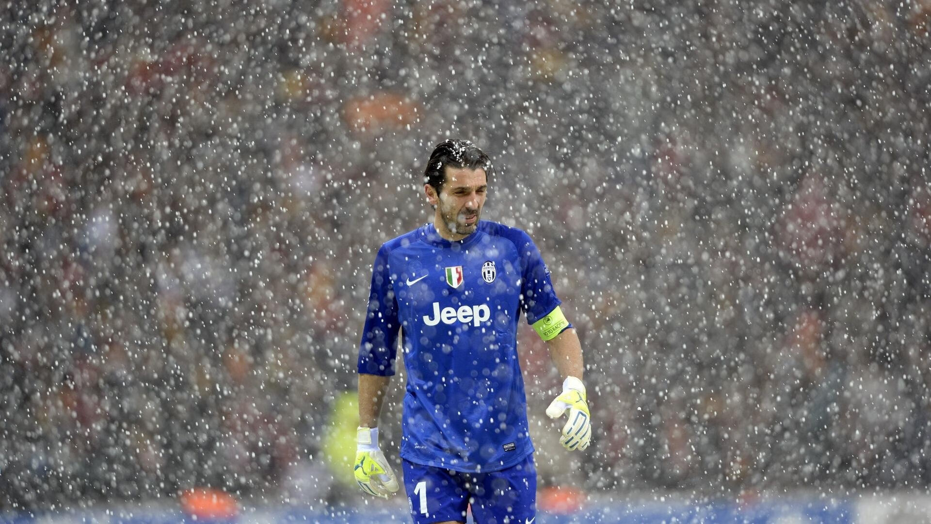 “萨尔·巴赫:南非队的进攻核心,世界杯之旅的关键人物”