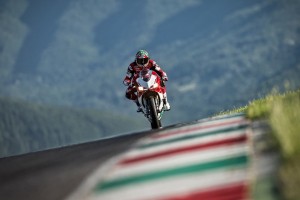 开云体育网页版入口-中超激烈对抗！克雷桑推人染黄，引发混战，王秋明遭嘲讽