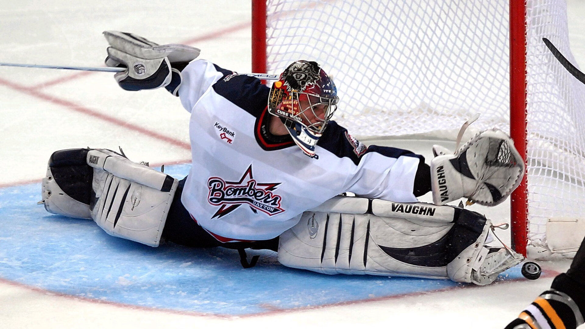 陈哲宣连吃2张黄牌触碰于根伟底线,或将受重罚,陈哲1126